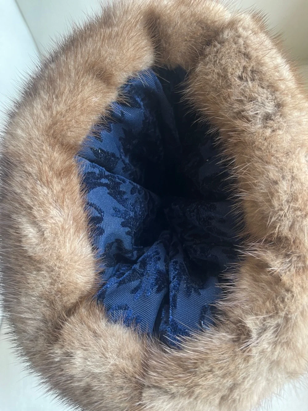 VINTAGE | Genuine Mink Fur Muff Hand Warmer Navy Lining - Picture 6 of 6